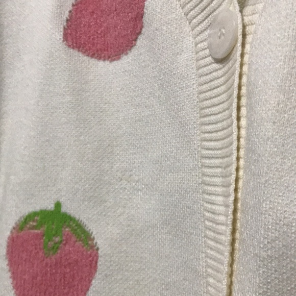 Strawberry Cardigan Sweater Cream Large Forever 21 - Picture 8 of 8